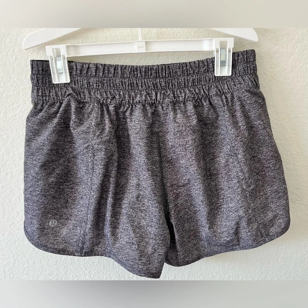 Lululemon Tracker Short V *4" Heather Lux Multi‎ Black SZ 10 - Picture 4 of 8